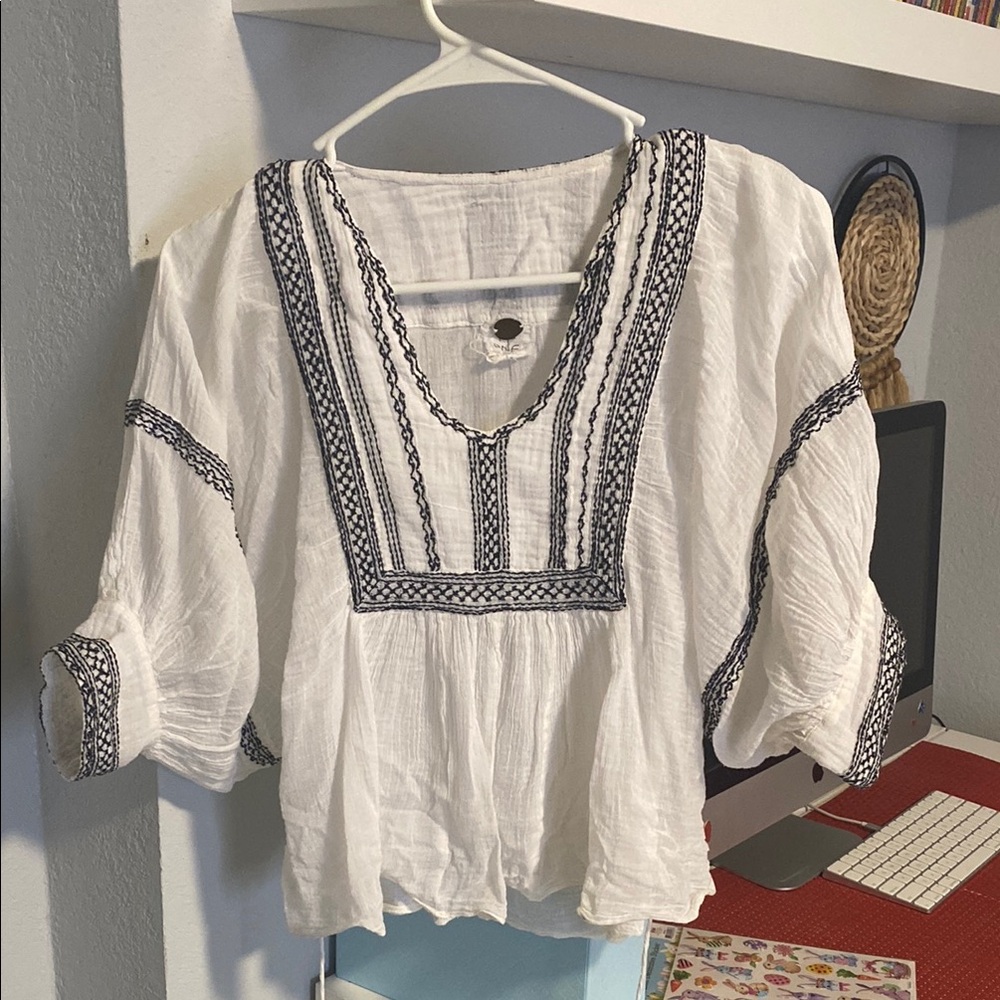 Free people Embroidered White Blouse